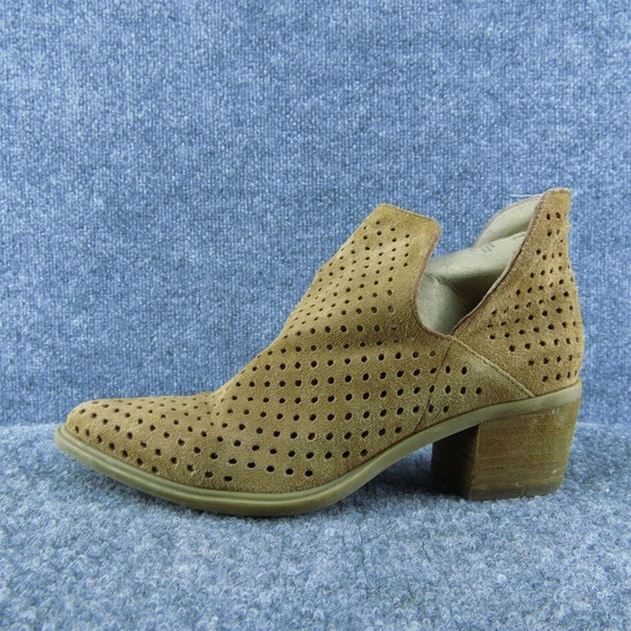 Steven by Steve Madden Women Size 6 M Tan Suede Ankle Boots Cutout Block Heel - Picture 1 of 9